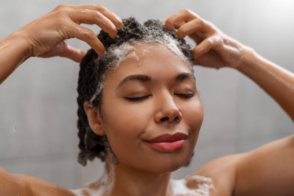 Quel est le meilleur shampoing pour cheveux secs?