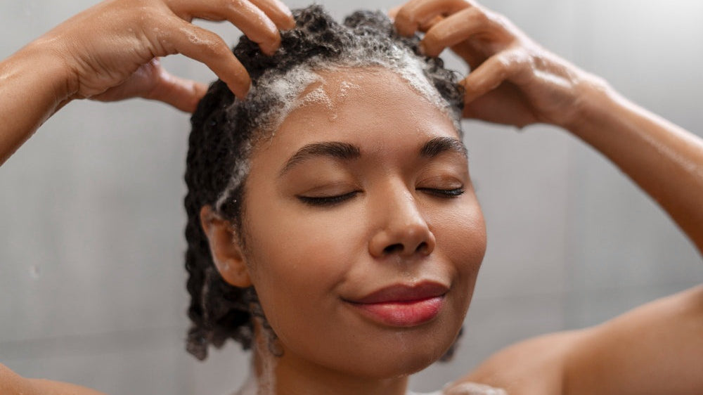 Quel est le meilleur shampoing pour cheveux secs?